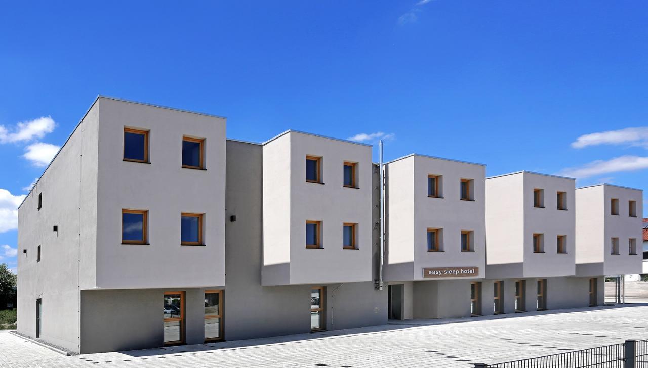 Easy Sleep Apartmenthotel Ergolding Esterno foto
